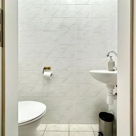 Free Parking - Stargate Apartamento