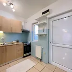 Apartment Free Parking - Stargate Budapest