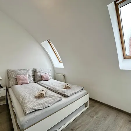 Free Parking - Stargate Apartmán