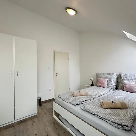 Free Parking - Stargate *