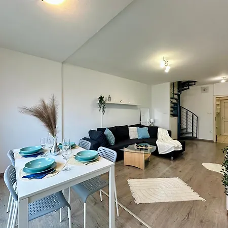 Free Parking - Stargate Appartement Budapest